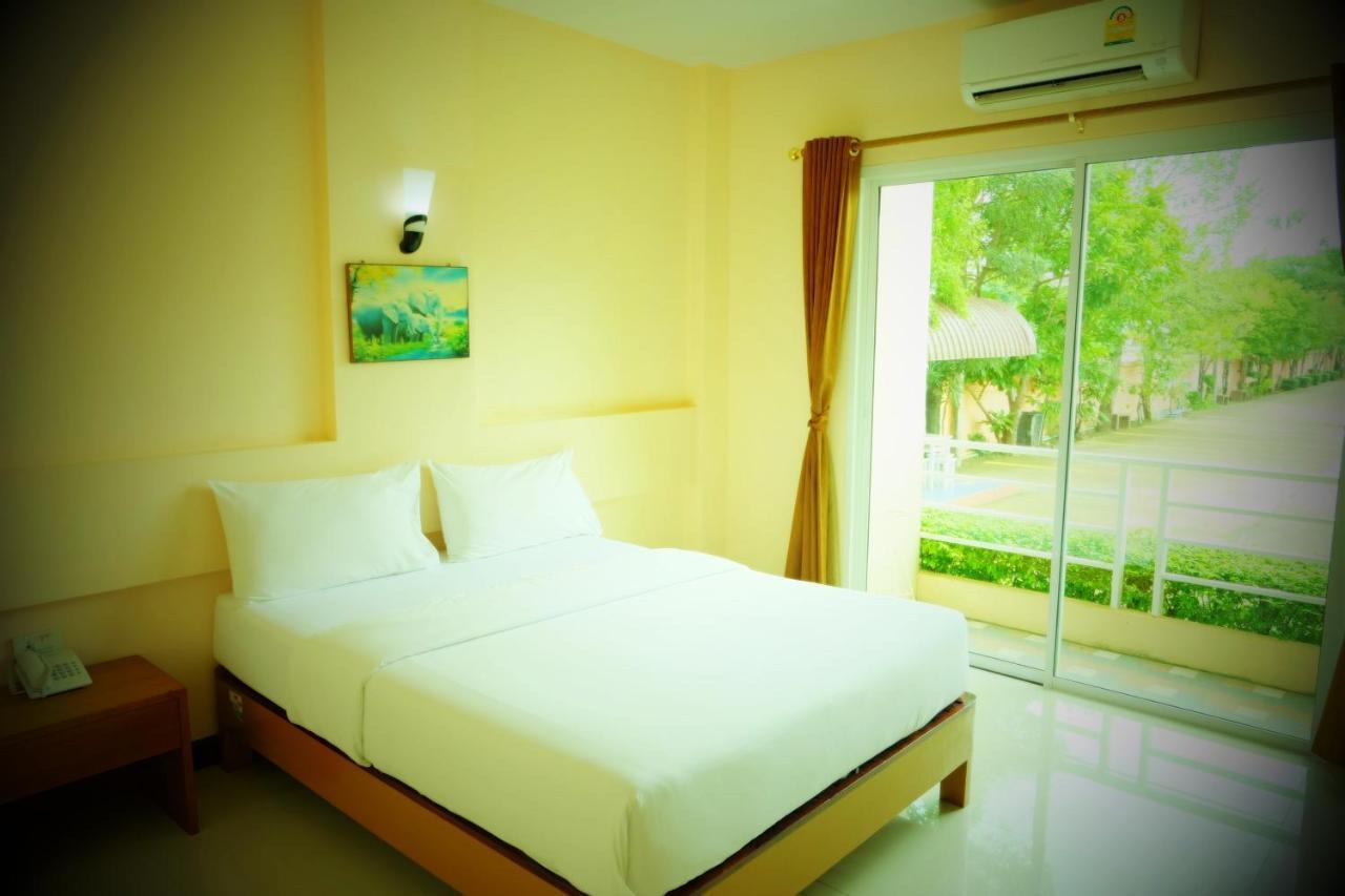 Sakaeogarden Hotel Sa Kaeo Oda fotoğraf